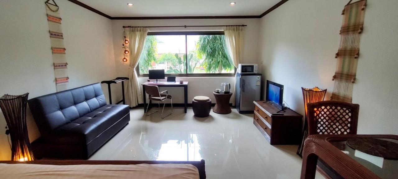 Royal Cottage Residence Ламай Бийч Екстериор снимка